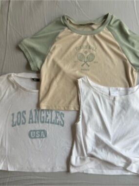 Bundle xs - Zara white tank top, SHEIN t shirt
